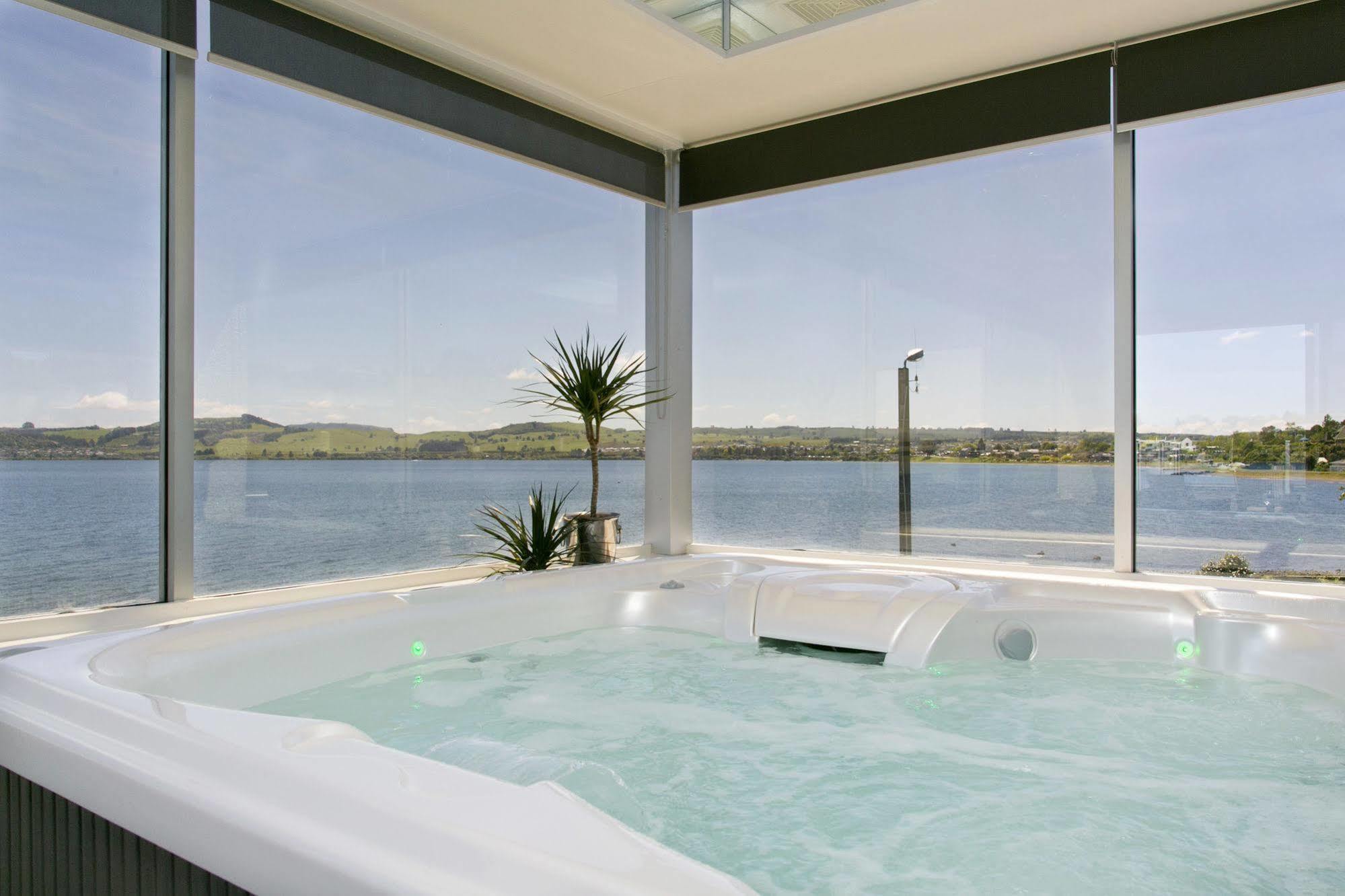 The Cove- On The Lake Taupo Exterior foto